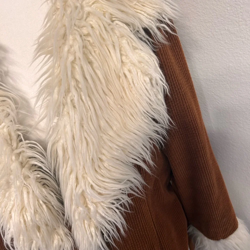 PENNY LANE COAT size Large - Picture 10 of 11